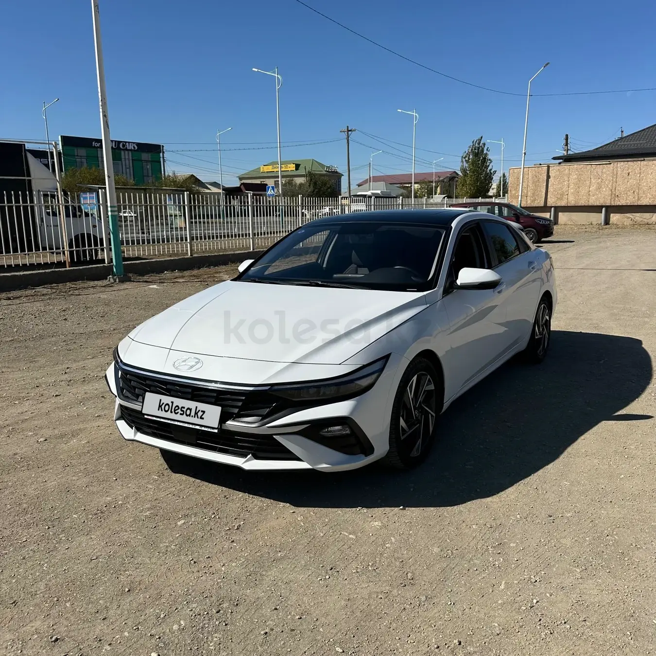 Hyundai Elantra, 2024