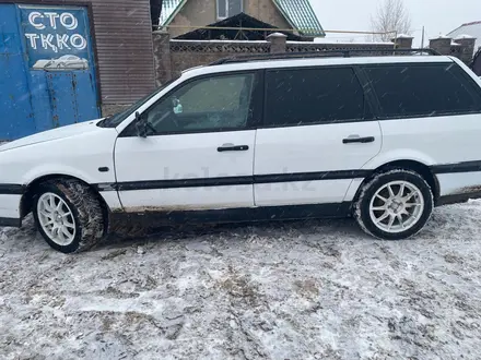 Volkswagen Passat 1995 года за 1 850 000 тг. в Астана – фото 3