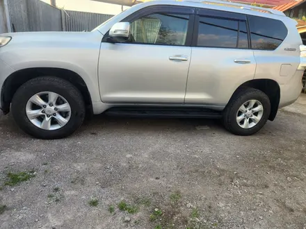 Toyota Land Cruiser Prado 2012 года за 13 500 000 тг. в Алматы – фото 4
