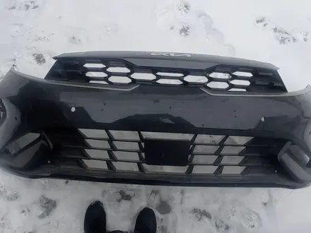 Бампер передний оригинал за 5 500 тг. в Астана – фото 3