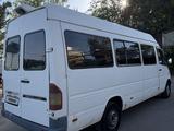 Mercedes-Benz Sprinter 2002 года за 4 100 000 тг. в Алматы – фото 5