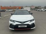 Toyota Camry 2021 года за 14 700 000 тг. в Алматы