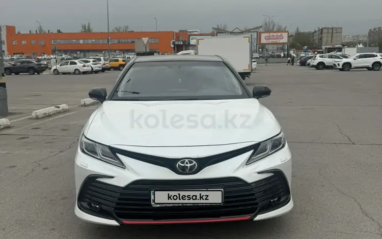 Toyota Camry 2021 годаүшін14 200 000 тг. в Алматы