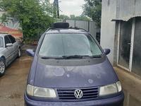 Volkswagen Sharan 1996 годаүшін3 000 000 тг. в Актобе