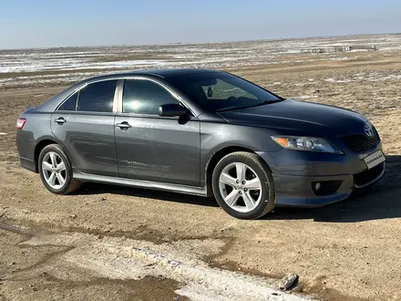 Toyota Camry 2010 года за 5 800 000 тг. в Жанаозен – фото 2