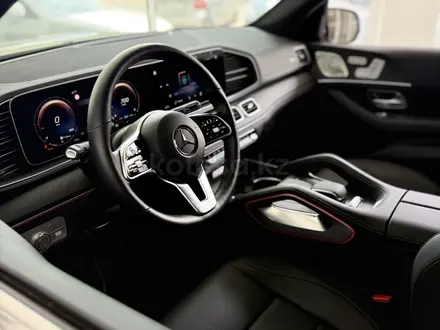 Mercedes-Benz GLS 450 2023 года за 68 000 000 тг. в Алматы – фото 13