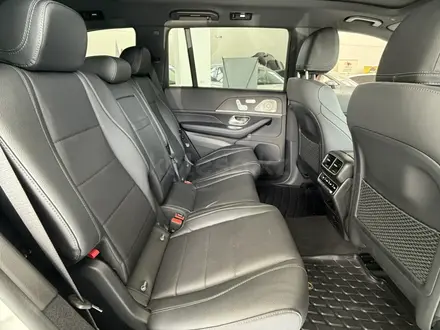 Mercedes-Benz GLS 450 2023 года за 68 000 000 тг. в Алматы – фото 16