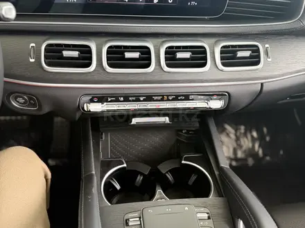 Mercedes-Benz GLS 450 2023 года за 68 000 000 тг. в Алматы – фото 24