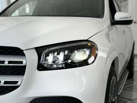 Mercedes-Benz GLS 450 2023 года за 68 000 000 тг. в Алматы – фото 29