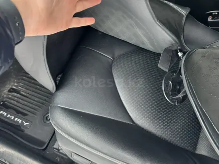 Toyota Camry 2021 года за 16 100 000 тг. в Караганда – фото 9