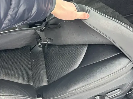 Toyota Camry 2021 года за 16 100 000 тг. в Караганда – фото 14