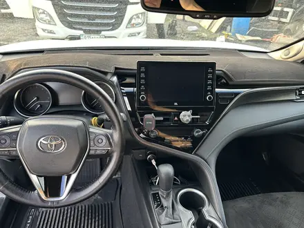 Toyota Camry 2021 года за 16 100 000 тг. в Караганда – фото 19
