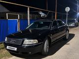Audi A8 2001 года за 3 200 000 тг. в Уральск