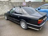 BMW 520 1993 года за 1 350 000 тг. в Алматы – фото 2