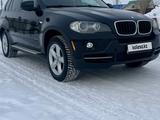 BMW X5 2008 года за 4 000 000 тг. в Актобе – фото 2