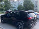 Toyota RAV4 2022 годаүшін16 500 000 тг. в Костанай – фото 2