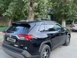 Toyota RAV4 2022 годаүшін16 500 000 тг. в Костанай – фото 3