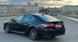 Toyota Camry 2023 года за 15 200 000 тг. в Уральск – фото 3