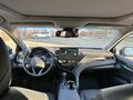 Toyota Camry 2023 года за 15 200 000 тг. в Уральск – фото 37