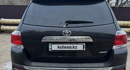 Toyota Highlander 2012 года за 12 500 000 тг. в Жезказган – фото 4