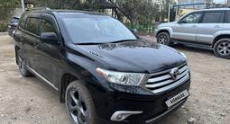 Toyota Highlander 2012 года за 12 500 000 тг. в Жезказган