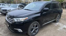 Toyota Highlander 2012 года за 12 500 000 тг. в Жезказган – фото 2