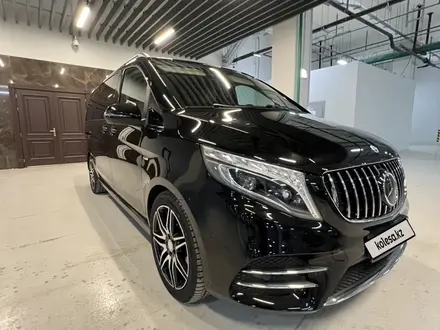 Mercedes-Benz V 250 2017 года за 29 000 000 тг. в Астана – фото 11