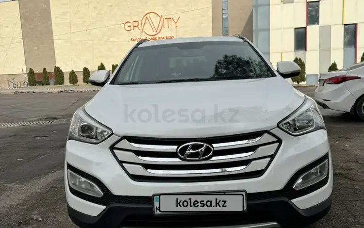 Hyundai Santa Fe 2014 годаүшін9 500 000 тг. в Алматы