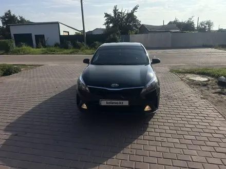 Kia Rio 2021 года за 7 300 000 тг. в Рудный