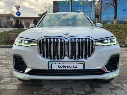 BMW X7 2020 года за 50 000 000 тг. в Алматы