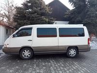 SsangYong Istana 2002 года за 2 300 000 тг. в Алматы