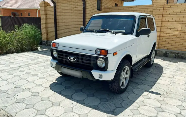 ВАЗ (Lada) Lada 2121 2016 годаүшін3 900 000 тг. в Атырау