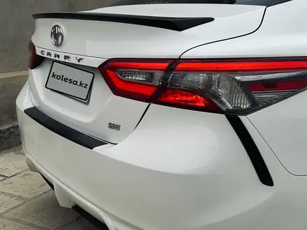 Toyota Camry 2020 года за 9 500 000 тг. в Жанаозен – фото 4