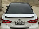 Toyota Camry 2020 года за 9 500 000 тг. в Жанаозен