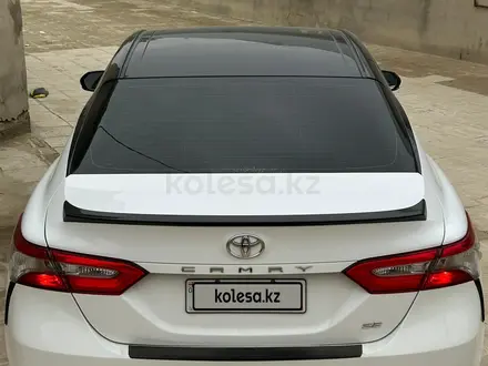 Toyota Camry 2020 года за 9 500 000 тг. в Жанаозен