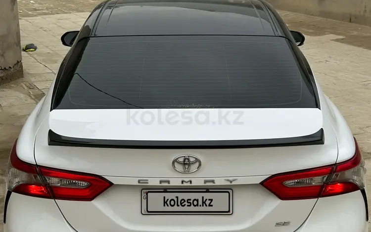 Toyota Camry 2020 года за 9 500 000 тг. в Жанаозен