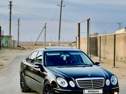 Mercedes-Benz E 500 2006 года за 9 000 000 тг. в Актау