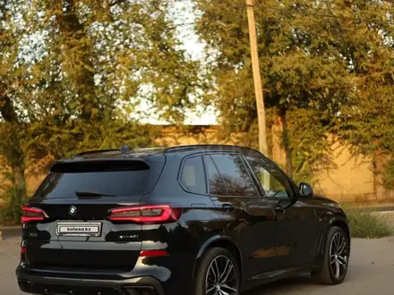 BMW X5 2020 года за 39 990 000 тг. в Алматы – фото 17