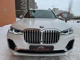 BMW X7 2021 года за 39 950 000 тг. в Астана