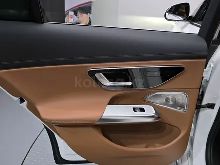 Mercedes-Benz E 300 Sport Plus 2025 года за 36 700 000 тг. в Алматы – фото 26