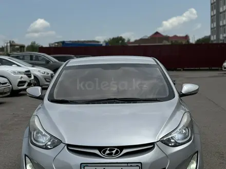Hyundai Elantra 2014 года за 6 700 000 тг. в Караганда – фото 2
