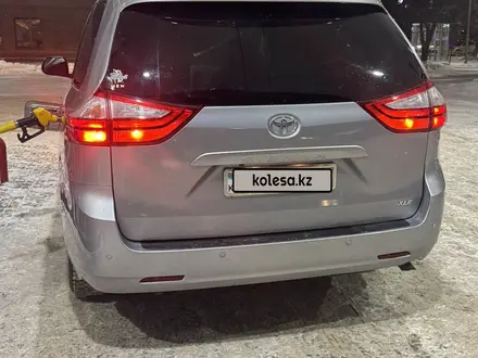 Toyota Sienna 2015 года за 12 750 000 тг. в Уральск – фото 11