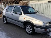 Volkswagen Golf 1995 года за 1 800 000 тг. в Алматы