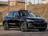 BMW X5 2022 года за 42 000 000 тг. в Шымкент – фото 2