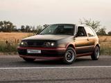 Volkswagen Golf 1993 года за 2 100 000 тг. в Алматы – фото 2
