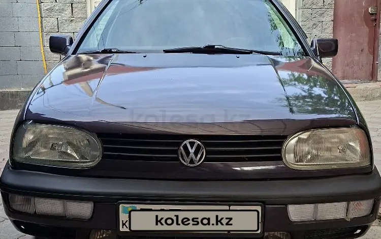 Volkswagen Golf 1995 года за 2 200 000 тг. в Алматы