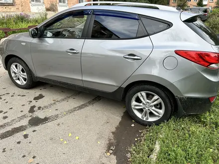 Hyundai Tucson 2011 года за 8 000 000 тг. в Риддер – фото 3