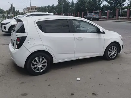 Chevrolet Aveo 2014 года за 3 500 000 тг. в Алматы – фото 3