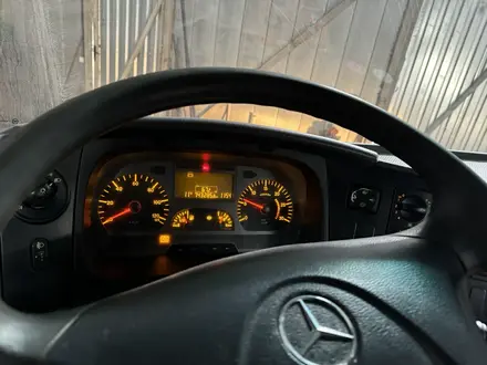 Mercedes-Benz 2006 года за 25 000 000 тг. в Алматы – фото 13