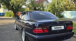 Mercedes-Benz E 320 1999 годаүшін5 000 000 тг. в Алматы – фото 5